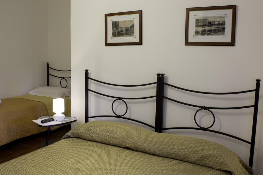מונופולי Villa Apollonia B&B חדר תמונה