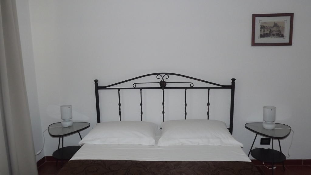 מונופולי Villa Apollonia B&B חדר תמונה