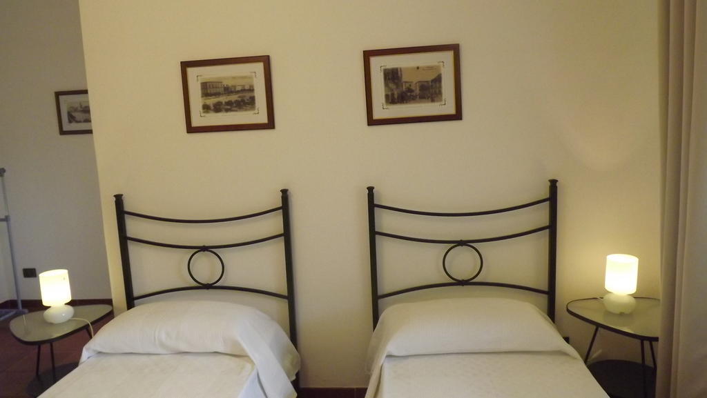 מונופולי Villa Apollonia B&B חדר תמונה