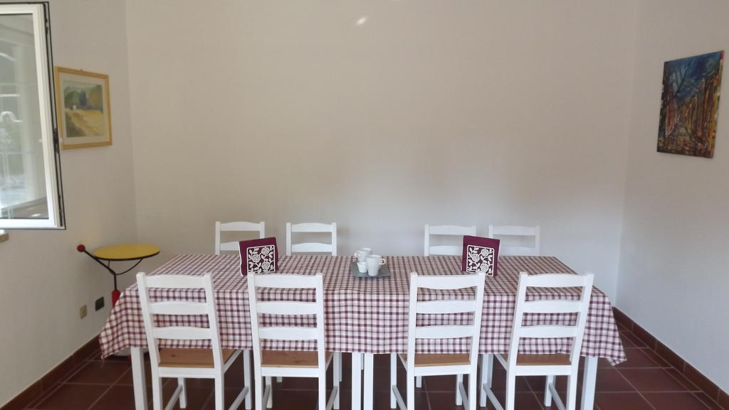 מונופולי Villa Apollonia B&B מראה חיצוני תמונה